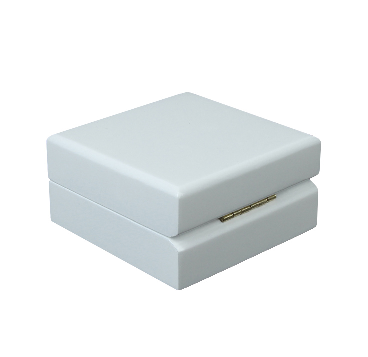 钢琴烤漆视频盒